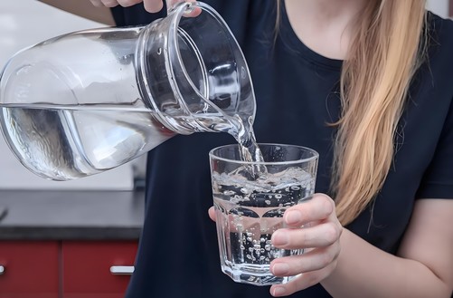 联华配资 关于自来水的真相: 别被谣言蒙蔽双眼!
